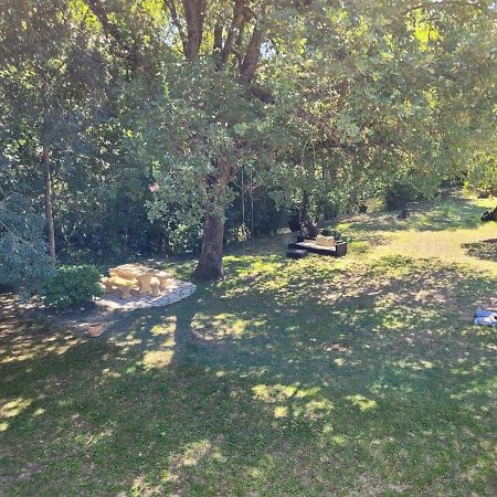 Au Bord De L'Alzon Apartment Uzès Екстериор снимка