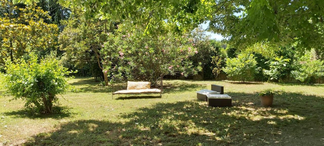 Au Bord De L'Alzon Apartment Uzès Екстериор снимка